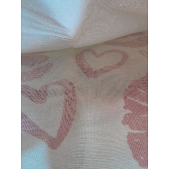 Set Of 4 Valentines Throw pillows Covers 18x18 RED, BLACK, OFF-WHITE COLORS - Picture 6 of 6